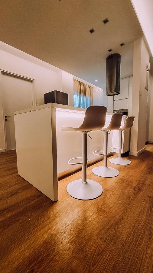 Newly Renovated Super-chic