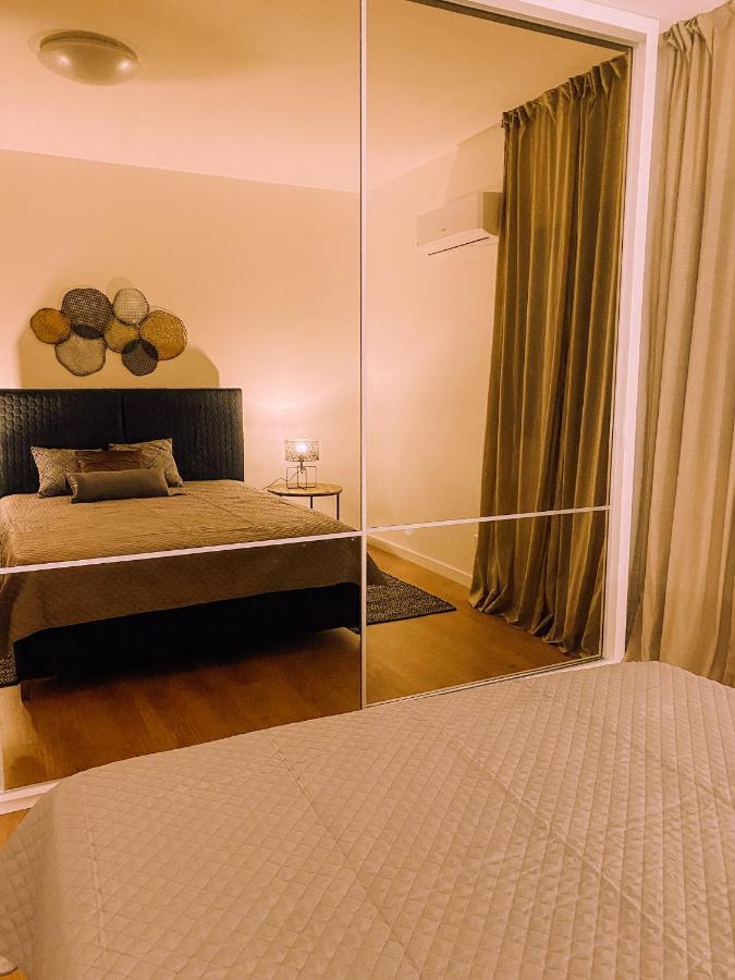 Newly Renovated Super-chic
